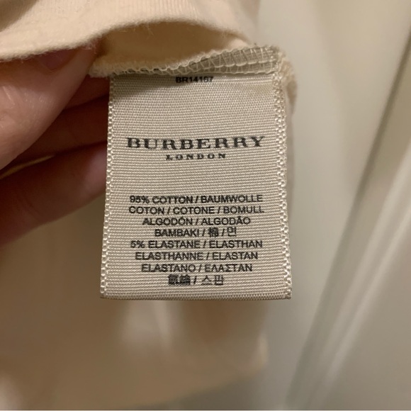 cotton burberry cream colored tshirt - Picture 6 of 8